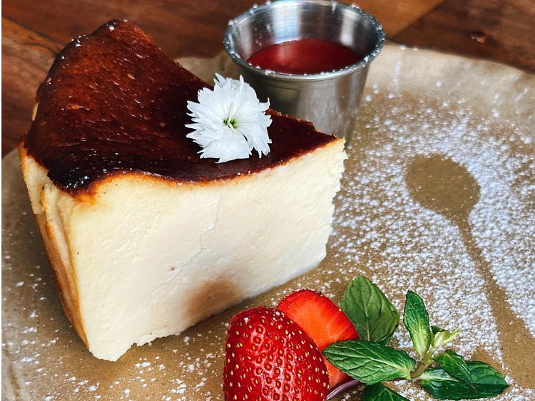 Basque Burnt Cheese Cake