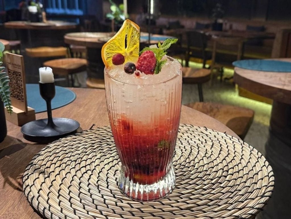 Berry Mojito (seasonal)
